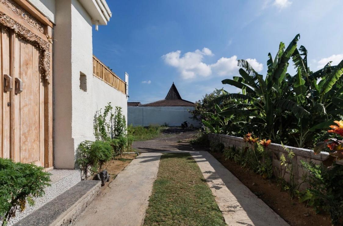 Villa Orked 2 เซมินยัค ภายนอก รูปภาพ